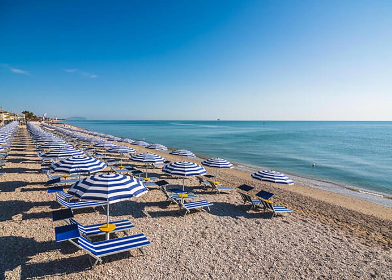 Apartmán Casa Lilly Porto SantʼElpidio Exteriér fotografie